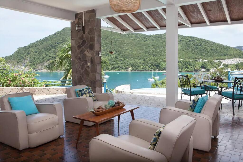Villa "The Pretty Mermaid", Pool And Stunning Views 5 Min From Beach ديساي المظهر الخارجي الصورة